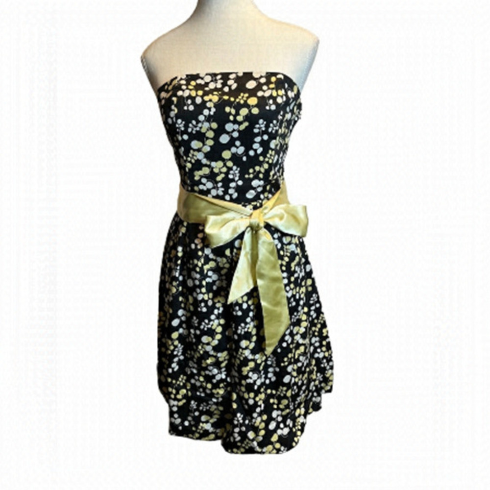 ⭐️ RW & CO black, yellow and white bubble dress- size 2